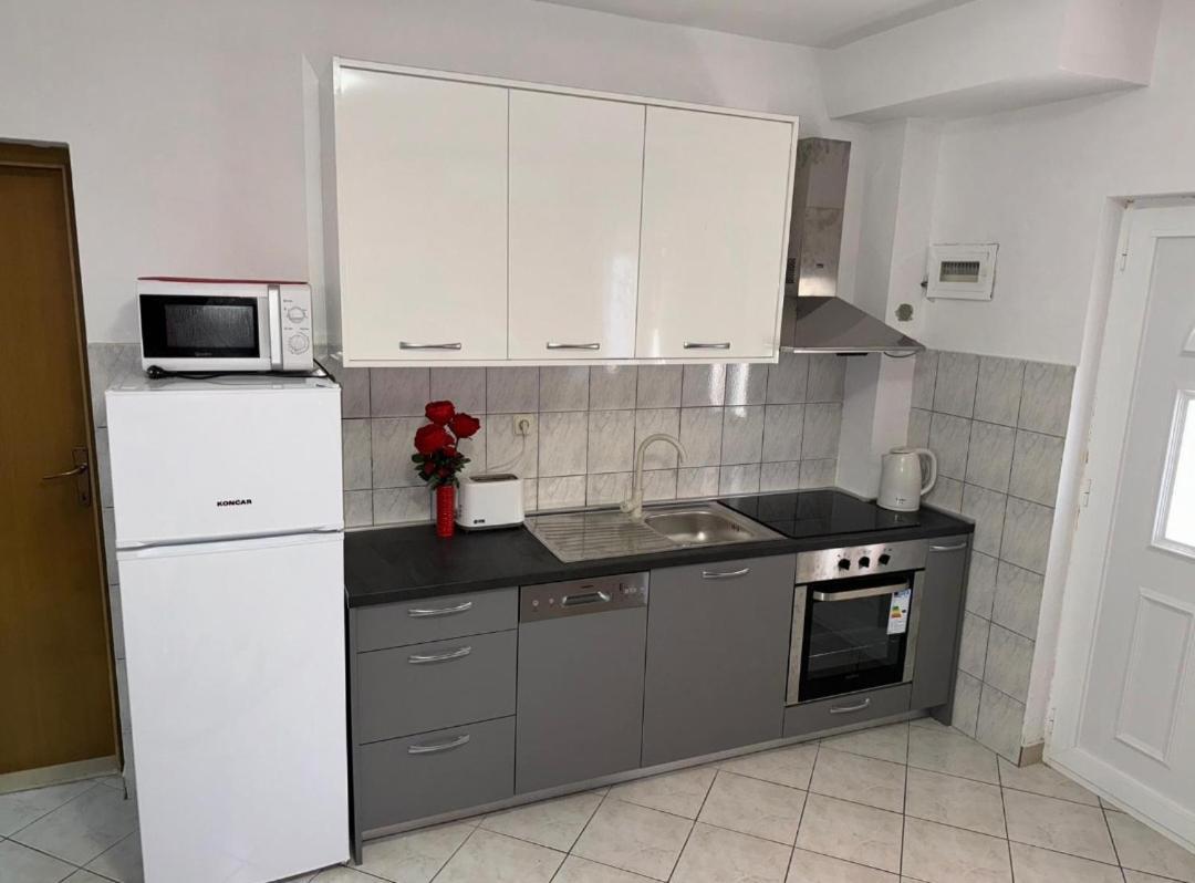 Villa Andelic Vinišće Exteriör bild